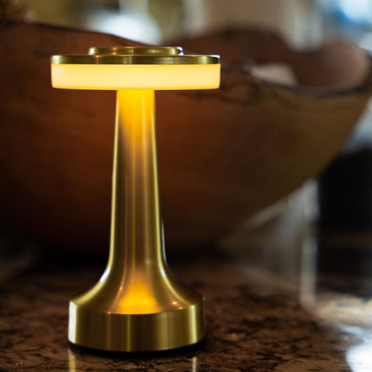 SAINT-TROPEZ Vintage Table Lamp